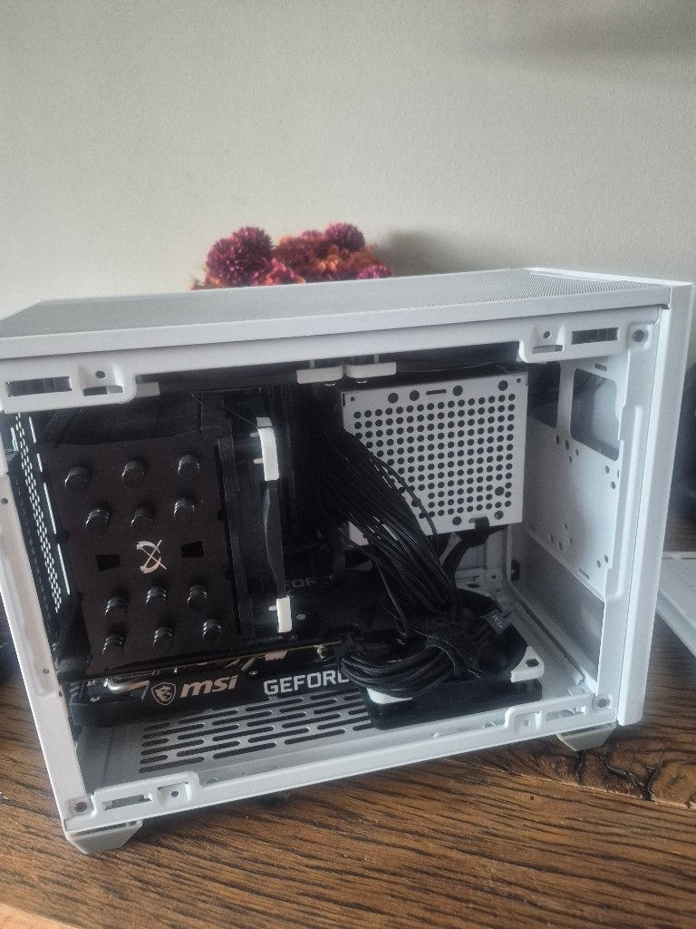 Gaming PC, Computers en Software, Desktop Pc's, Gebruikt, 4 Ghz of meer, SSD, 32 GB, Met videokaart, Met monitor, Gaming, Virtual Reality