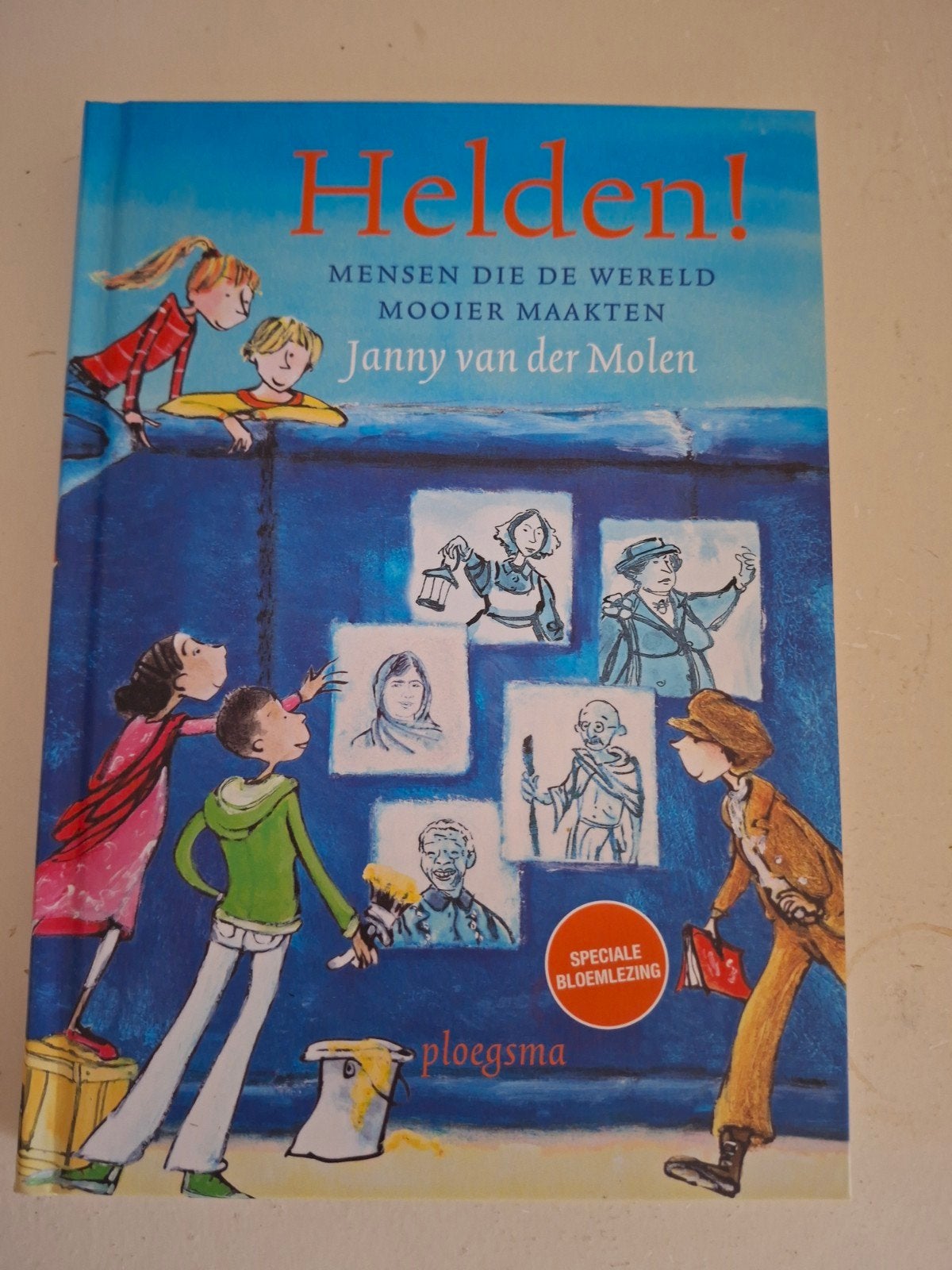 Helden - Janny van de molen, Ophalen of Verzenden, Zo goed als nieuw