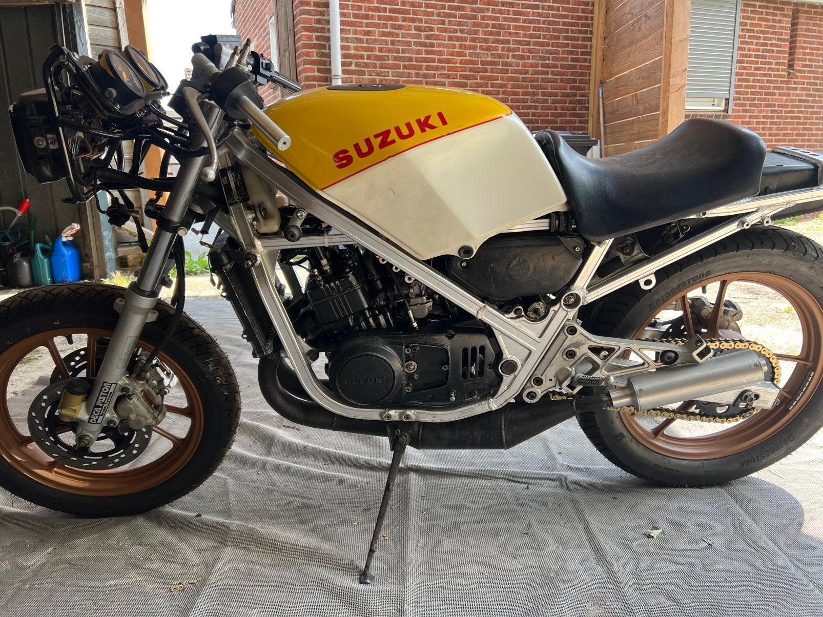 Eventueel ter overname Suzuki RG250gamma, Motoren, 250 cc, 2 cilinders, Sport, Meer dan 35 kW