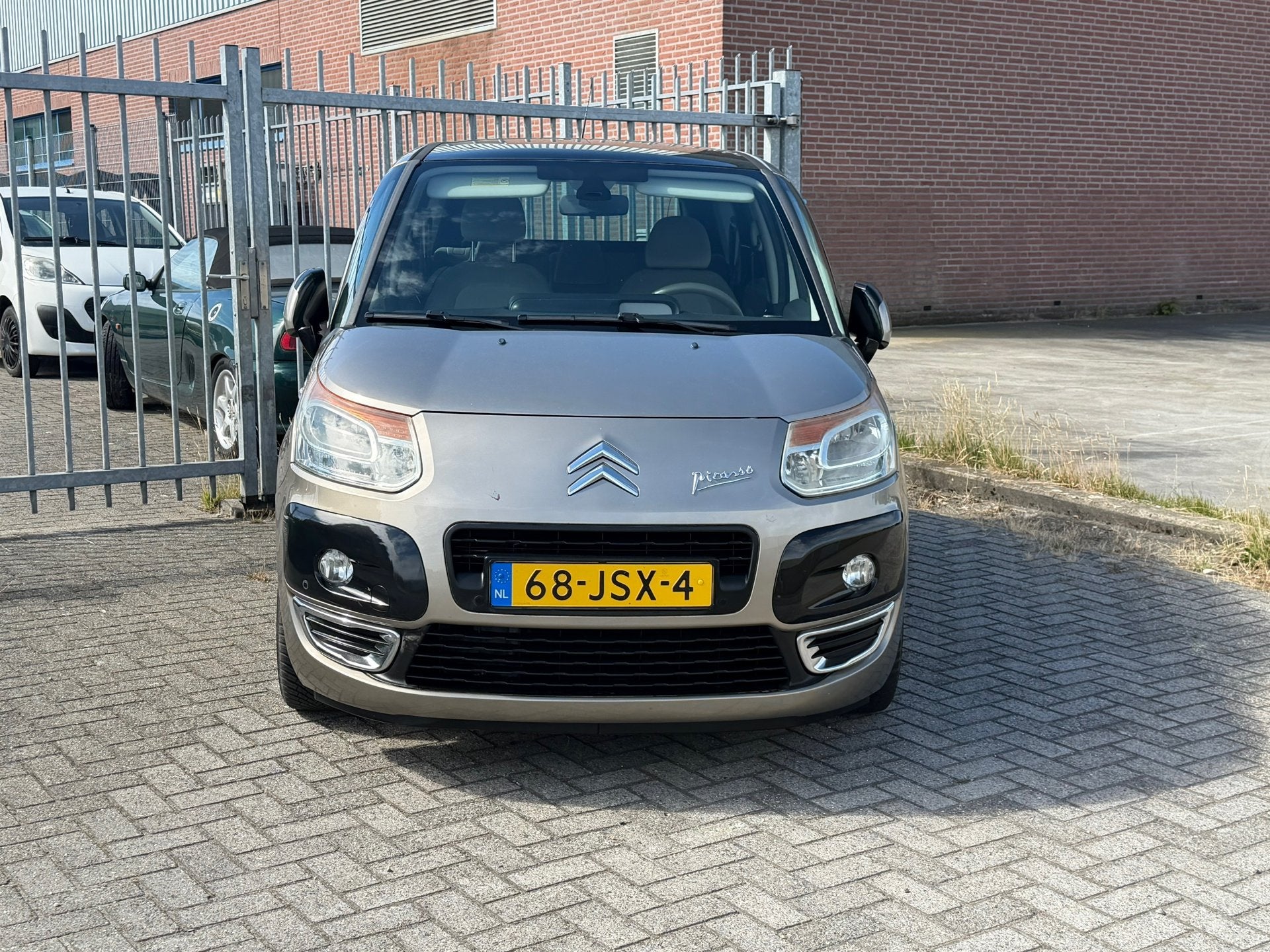 Citroen C3 Picasso 1.4 VTi Exclusive NL AUTO NAP! PANORAMA l, Auto's, Citroën, Voorwielaandrijving, Gebruikt, Beige, Origineel Nederlands