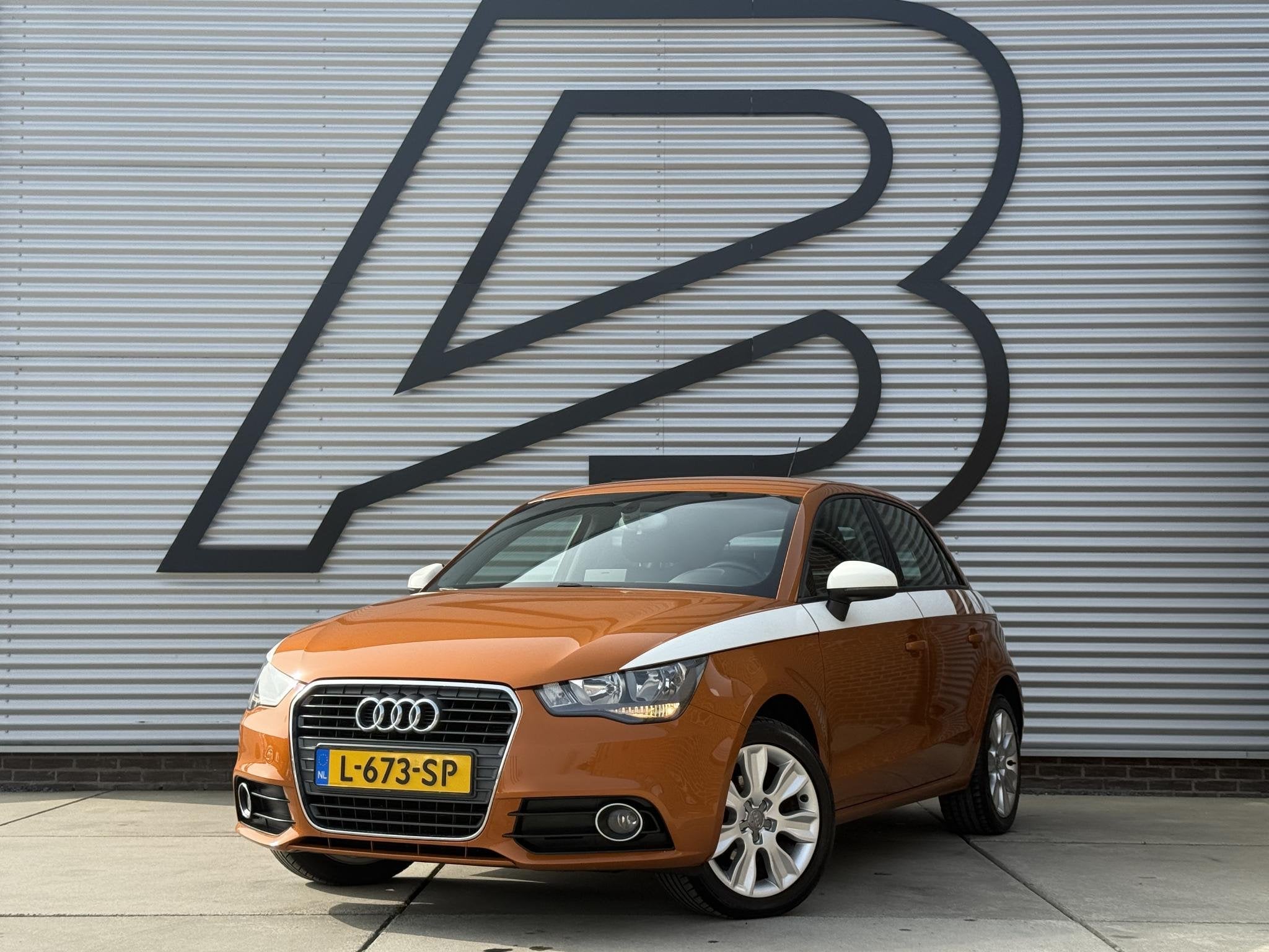 Audi A1 Sportback 1.2 TFSI Attraction Pro Line Business 1e E, Auto's, Audi, Voorwielaandrijving, Euro 5, 86 pk, Zwart