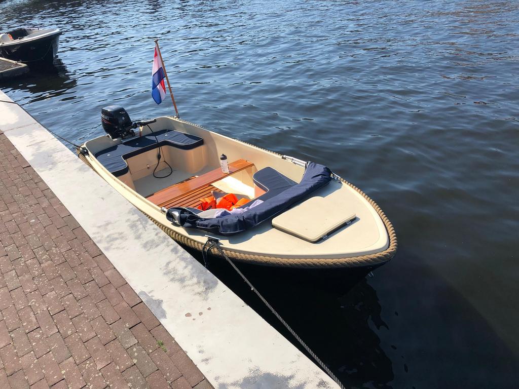 Antaris 400 sloep met 9,9 pk motor, kussenset en buiskap, Watersport en Boten, Sloepen, Ophalen, Gebruikt, Tot 10 pk, 3 tot 6 meter