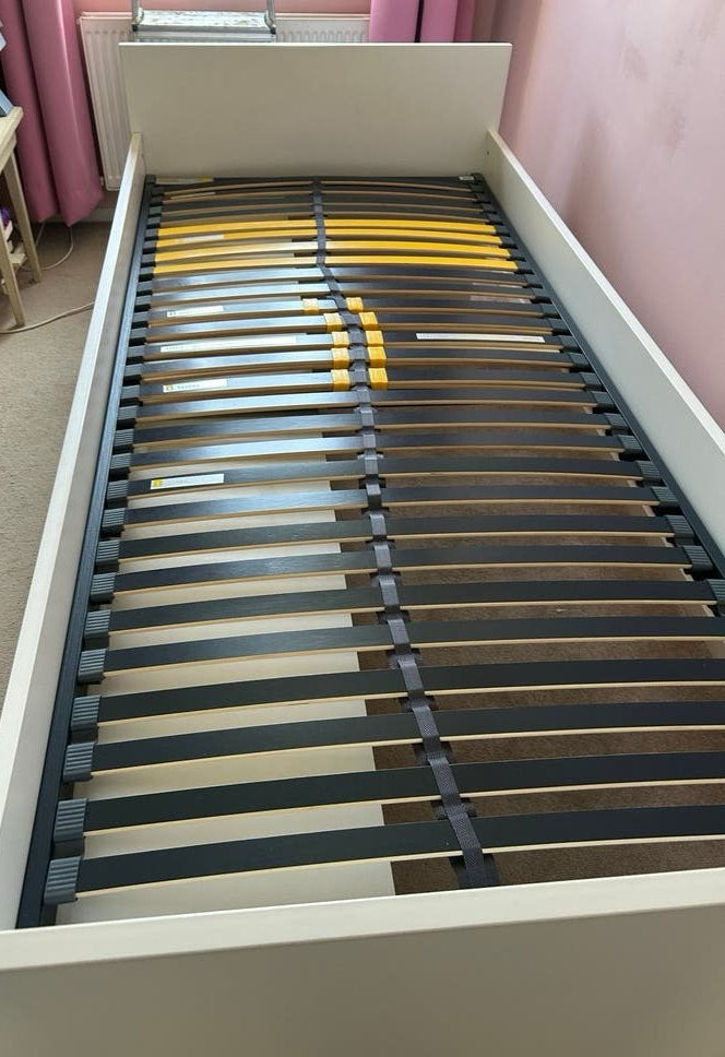 Eenpersoonsbed met opbergruimte en lattenbodem plus matras, Ophalen, Gebruikt, 90 cm, Eenpersoons