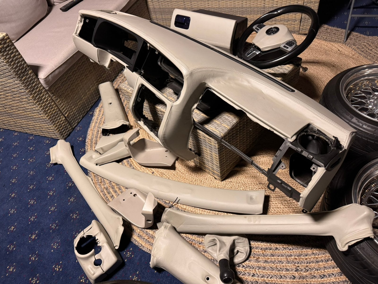 Custom dashboard VW Golf 3 / MK3, leder, beige, Ophalen