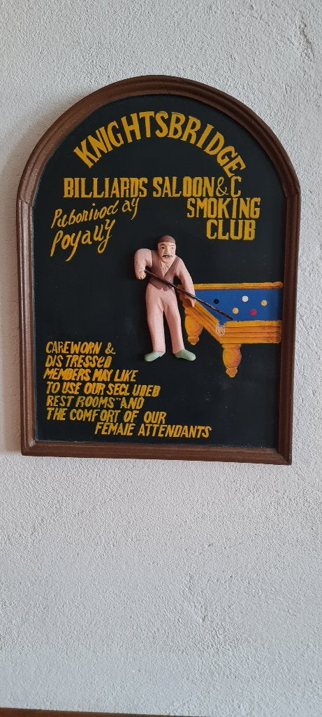 vintage mancave bord van hout, Ophalen, Gebruikt