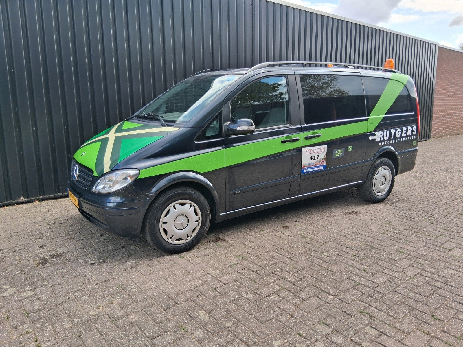 Mercedes-Benz Viano 2.1 CDI DC 2005 Megarun/carbagerun, 4 cilinders, 2500 kg, Grijs, Particulier