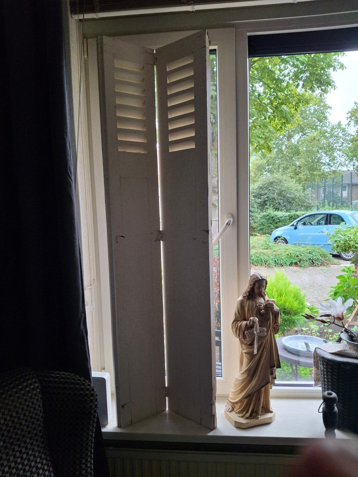 2 oude antieke Franse shutters, Ophalen, Gebruikt