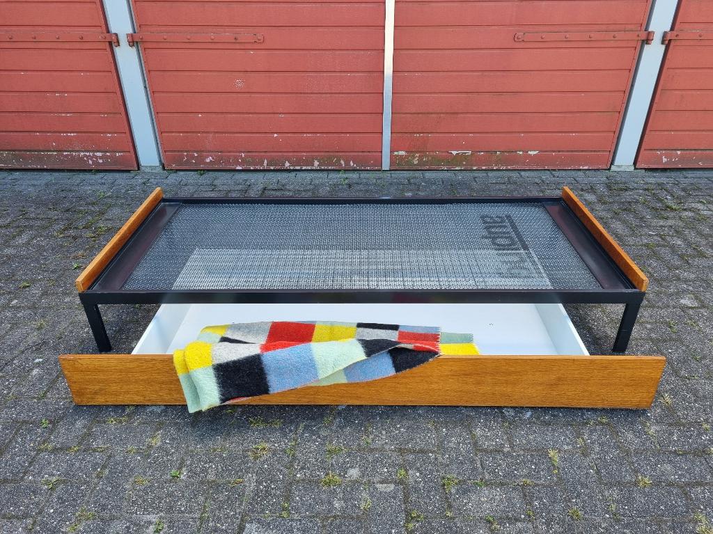 Vintage Auping bed bank design van Friso Kramer 1965 retro, Ophalen, Gebruikt, Eenpersoons, Metaal
