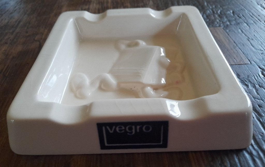 Asbakje - Delfts aardewerk - Vegro, Verzenden, Zo goed als nieuw, Asbak
