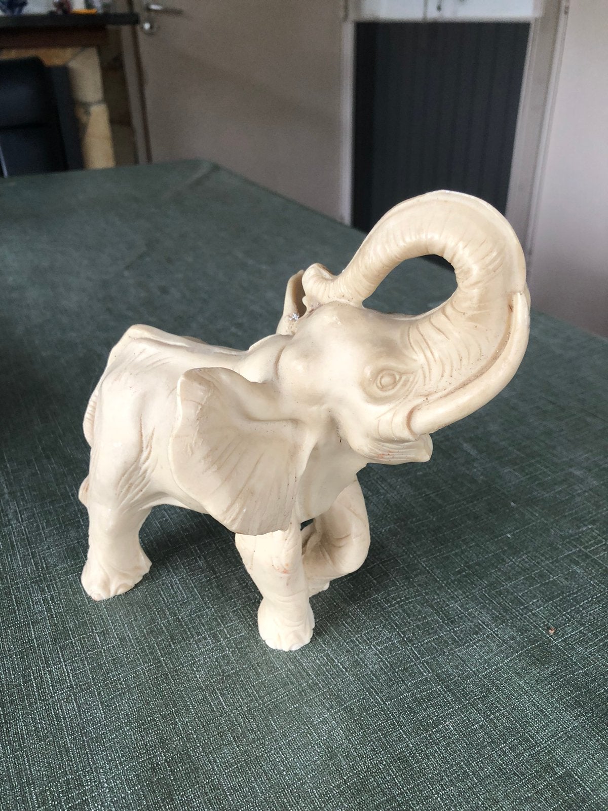 Te koop natuursteen olifant, Ophalen of Verzenden, Zo goed als nieuw, Dier