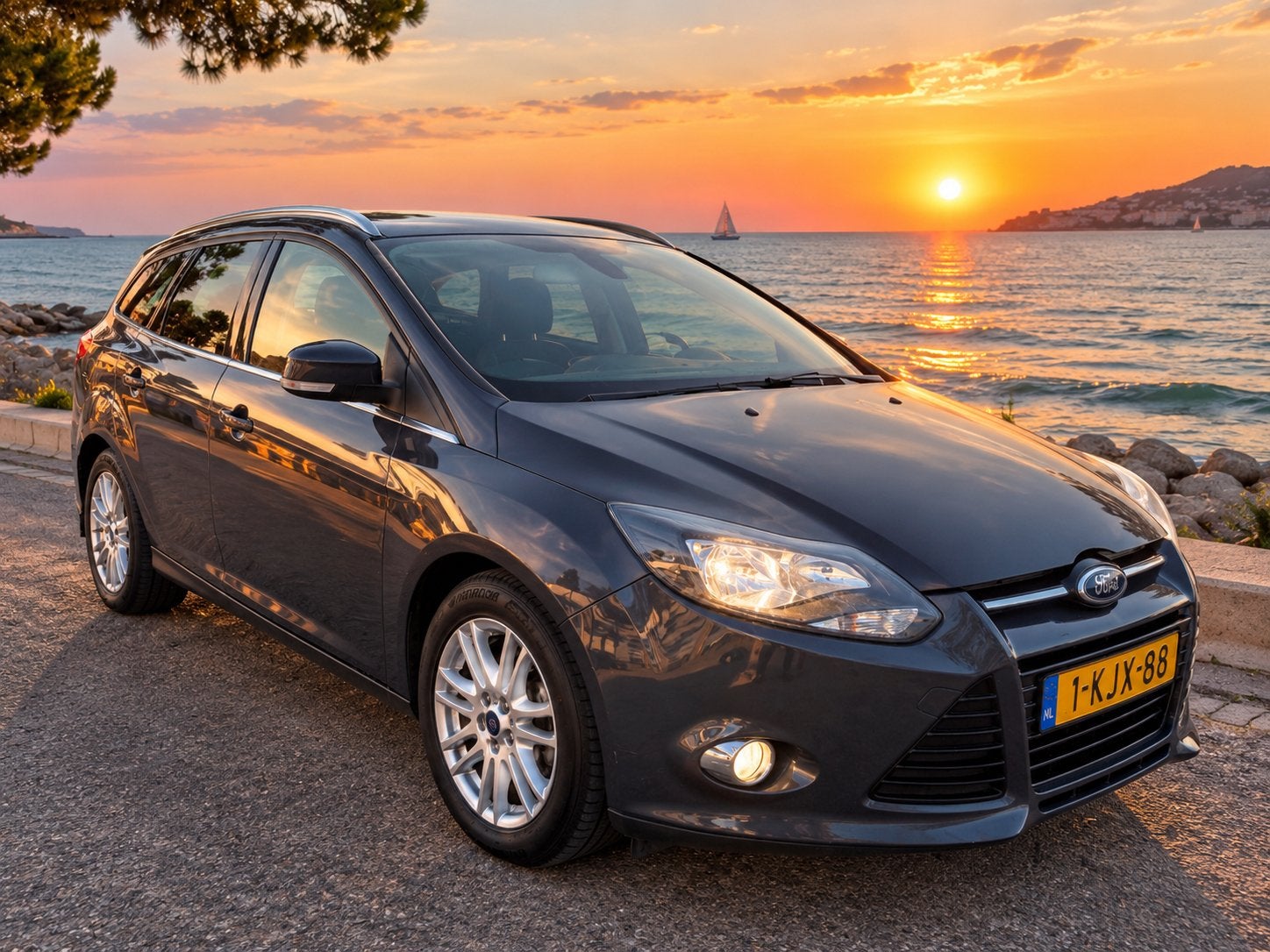 Ford Focus 1.0 Ecoboost 92KW Wagon 2013 Grijs, 125 pk, Origineel Nederlands, Handgeschakeld, 1216 kg