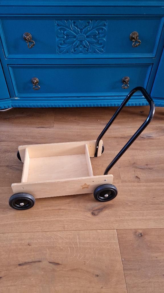 Houten loopkar / trekkarretje, Kinderen en Baby's, Speelgoed | Houten speelgoed, Ophalen, Gebruikt, Duw- of Trekspeelgoed