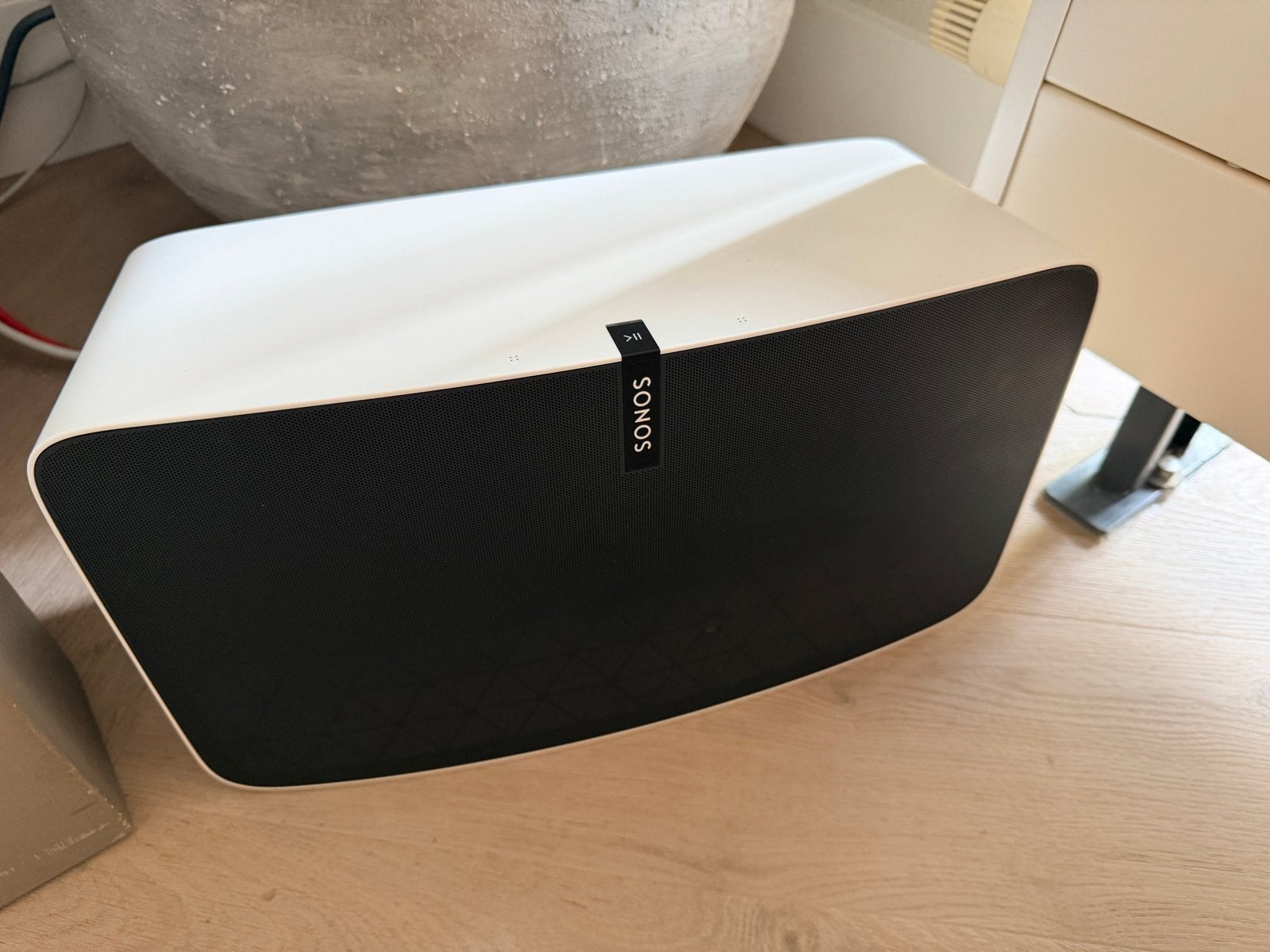 Sonos Play 5 Gen 2 - Krachtige Smart Speaker (Wit), Slimme speaker, WiFi, Zo goed als nieuw, Sonos