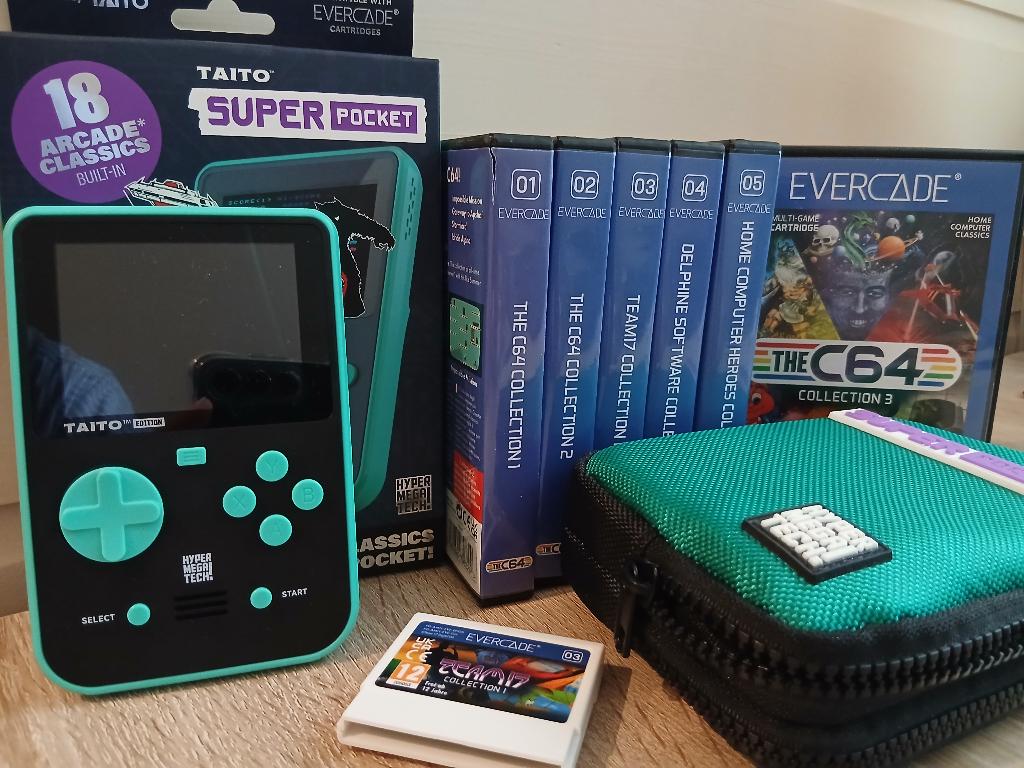 Super Pocket handheld spelcomputer van Hyper Mega Tech!, Spelcomputers en Games, Spelcomputers | Overige, Zo goed als nieuw, Overige merken
