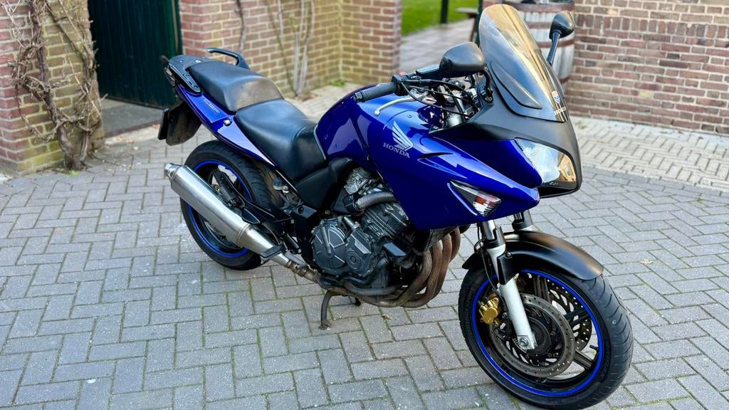 Honda CBF600s met ABS en handvatverwarming, Particulier, Toermotor