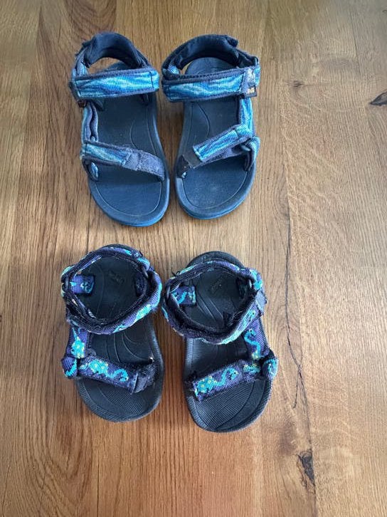 Teva sandalen voor kinderen - Maat 20.5 en 24/25, Ophalen of Verzenden, Gebruikt, Jongen of Meisje, Schoenen