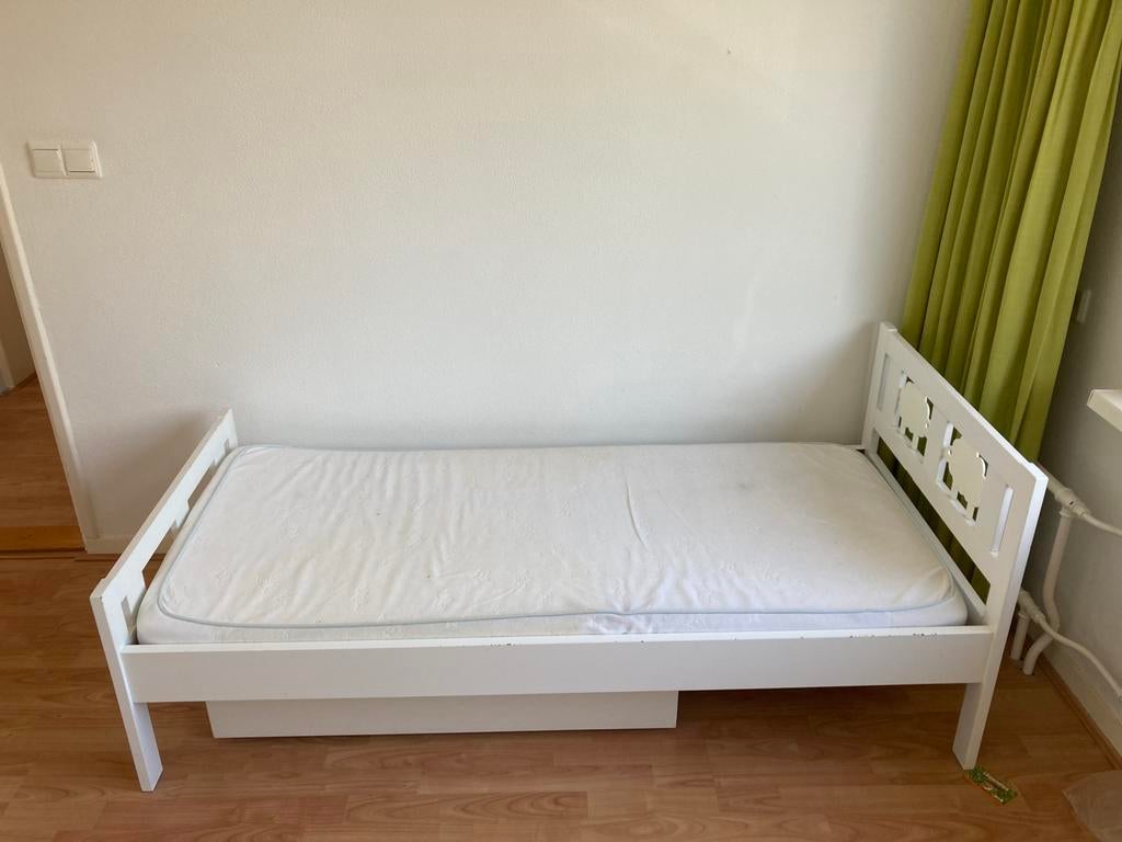 2x Ikea Kritter peuterbed, incl matras, lattenbodem, etc, Kinderen en Baby's, Kinderkamer | Bedden, Gebruikt, 140 tot 160 cm, 70 tot 85 cm