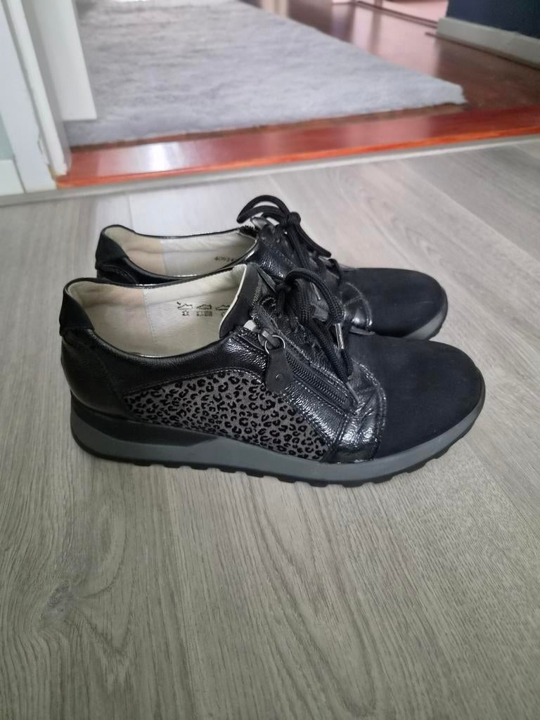 Zwarte sneakers met luipaardprint detail, Kleding | Dames, Schoenen, Waldlaufer, Zwart, Ophalen of Verzenden, Sneakers of Gympen