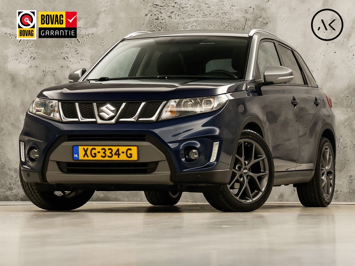 Suzuki Vitara 1.6 Experience Deluxe (PANORAMADAK, NAVIGATIE,, Voorwielaandrijving, 4 cilinders, Handgeschakeld, 19 km/l