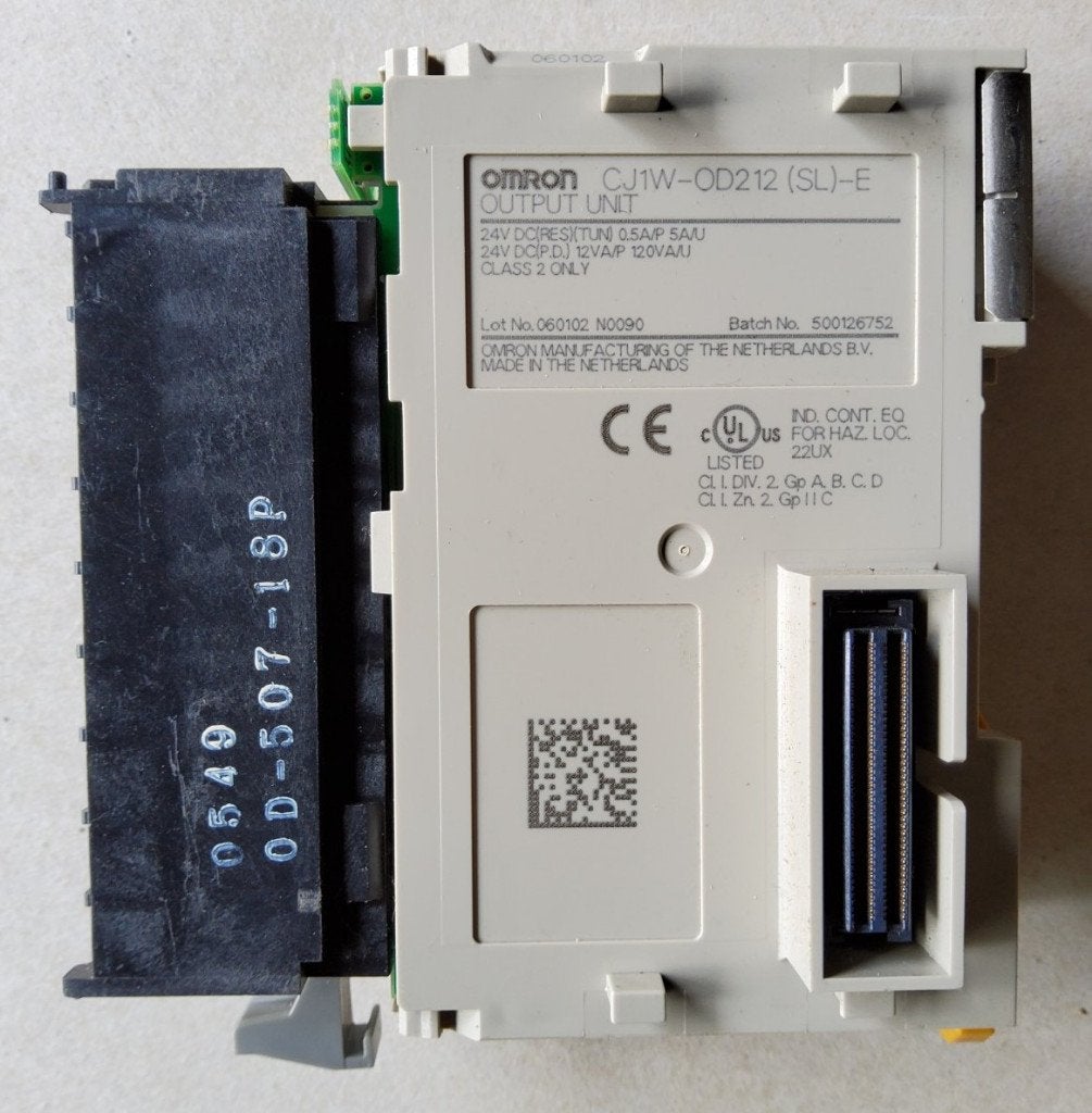 OMRON CJ1W-OD212 output PLC unit, Ophalen of Verzenden, Gebruikt
