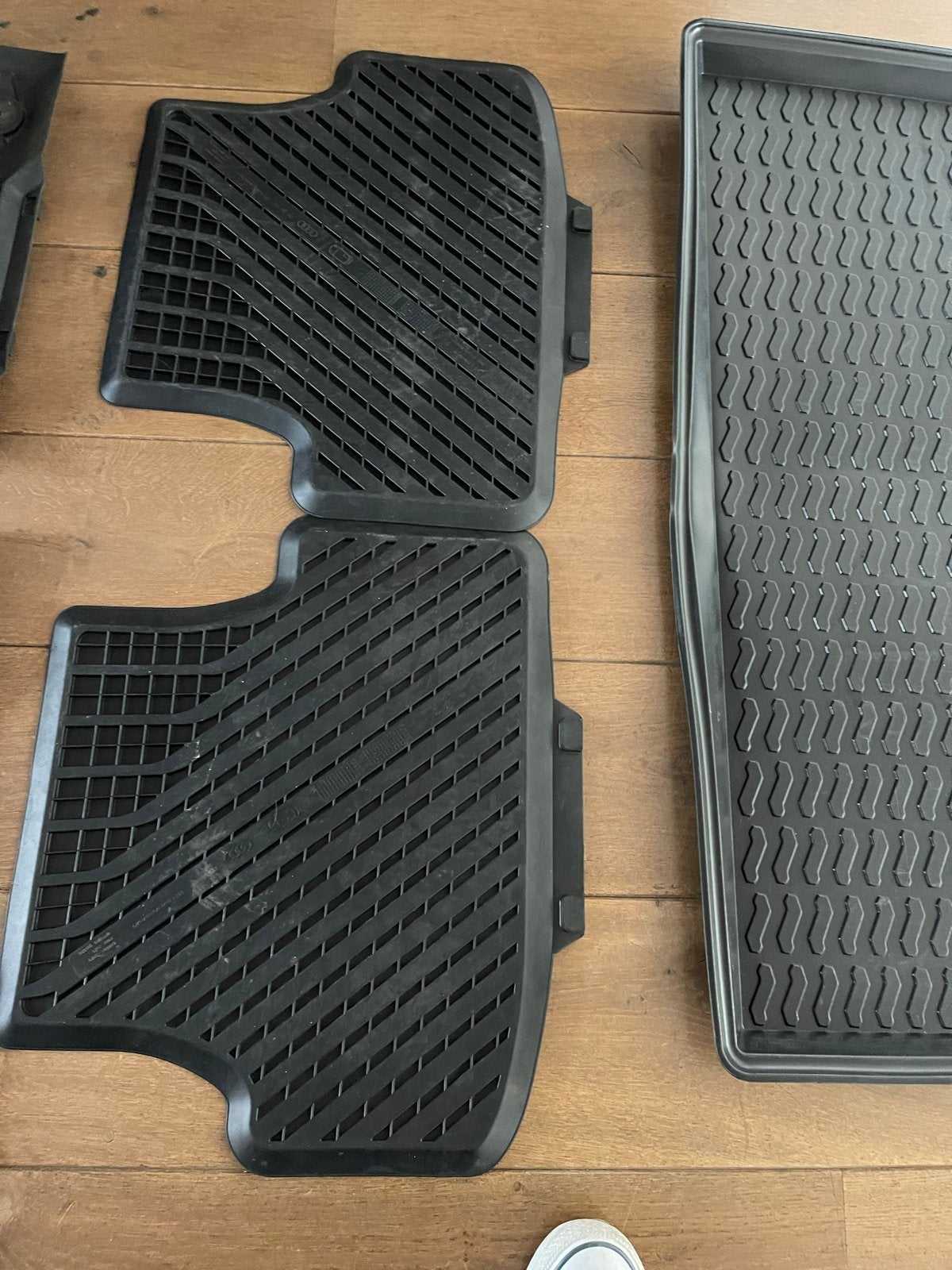 Originele rubberen matten en kofferbakmat Audi Q2, Ophalen of Verzenden, Gebruikt