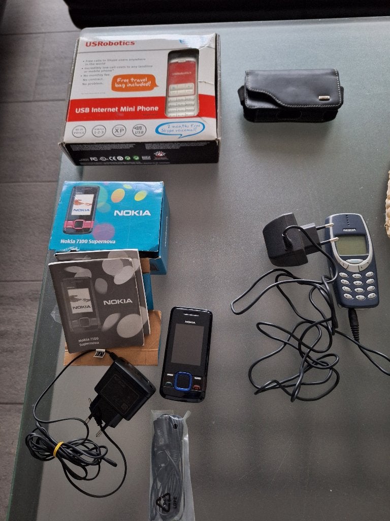 oude mobieltjes, Ophalen, Gebruikt, Geen camera, Zwart