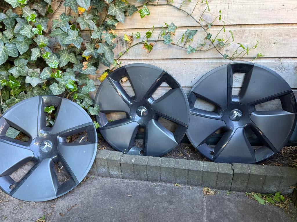 Tesla Model 3 Aero wieldoppen 18”inch, Ophalen of Verzenden, Zo goed als nieuw