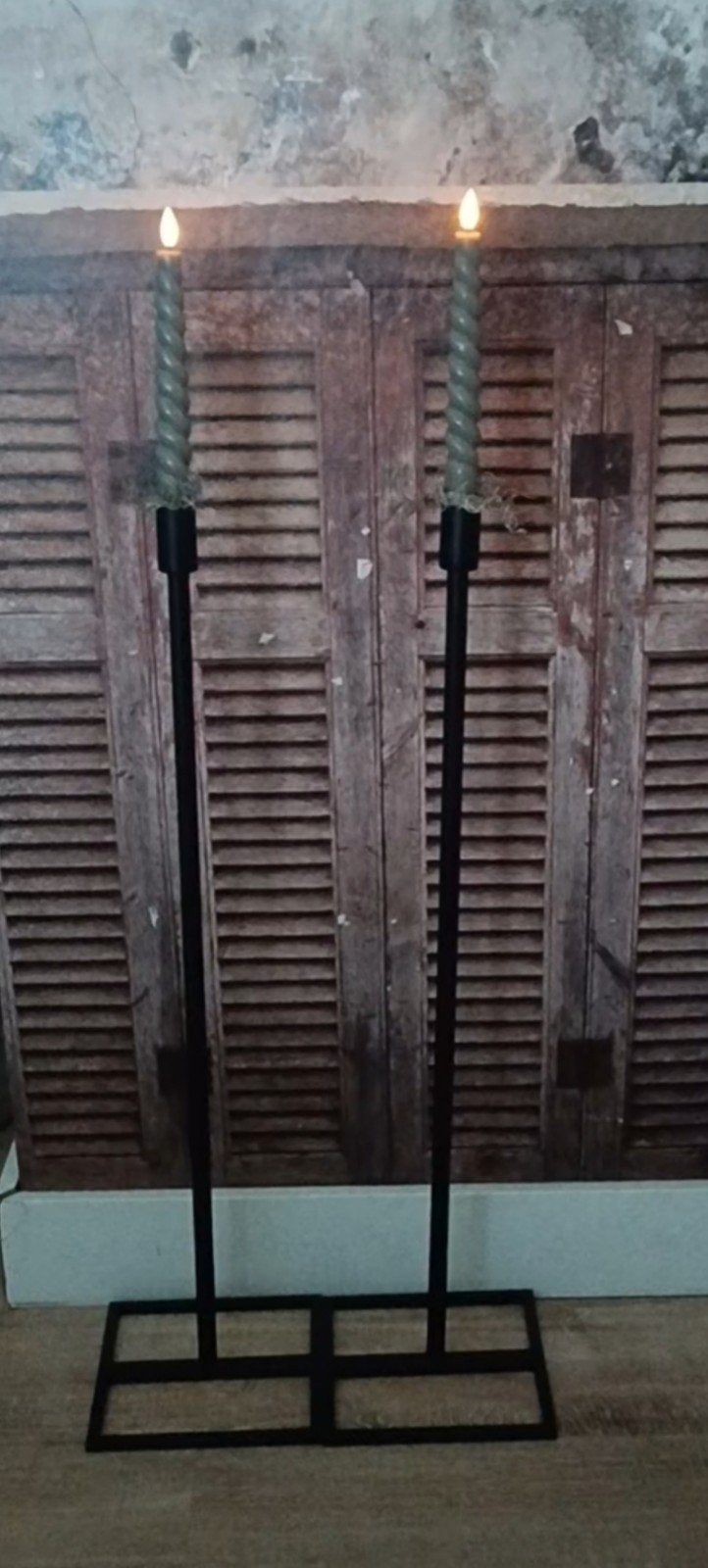 2 sobere/ brocante vloer kandelaren, Huis en Inrichting, Woonaccessoires | Kandelaars en Kaarsen, 80 cm, Ophalen of Verzenden