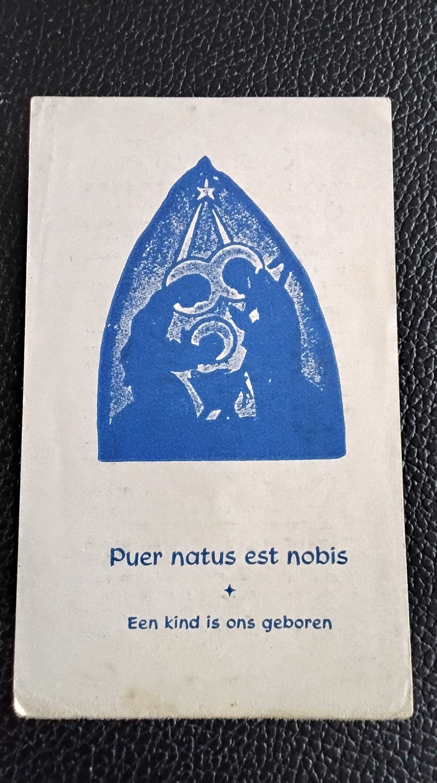 Oude Kerstkaart 'Puer natus est nobis' 1948, Ophalen of Verzenden, Gebruikt