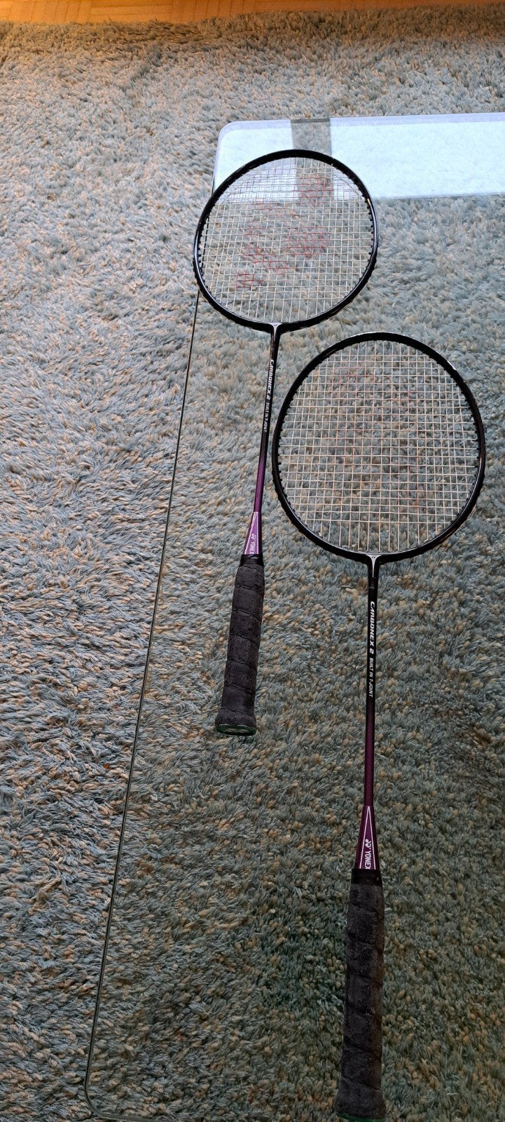 2 Yonex Carbonex 2 badmintonrackets met hoes, Sport en Fitness, Badminton, Ophalen of Verzenden