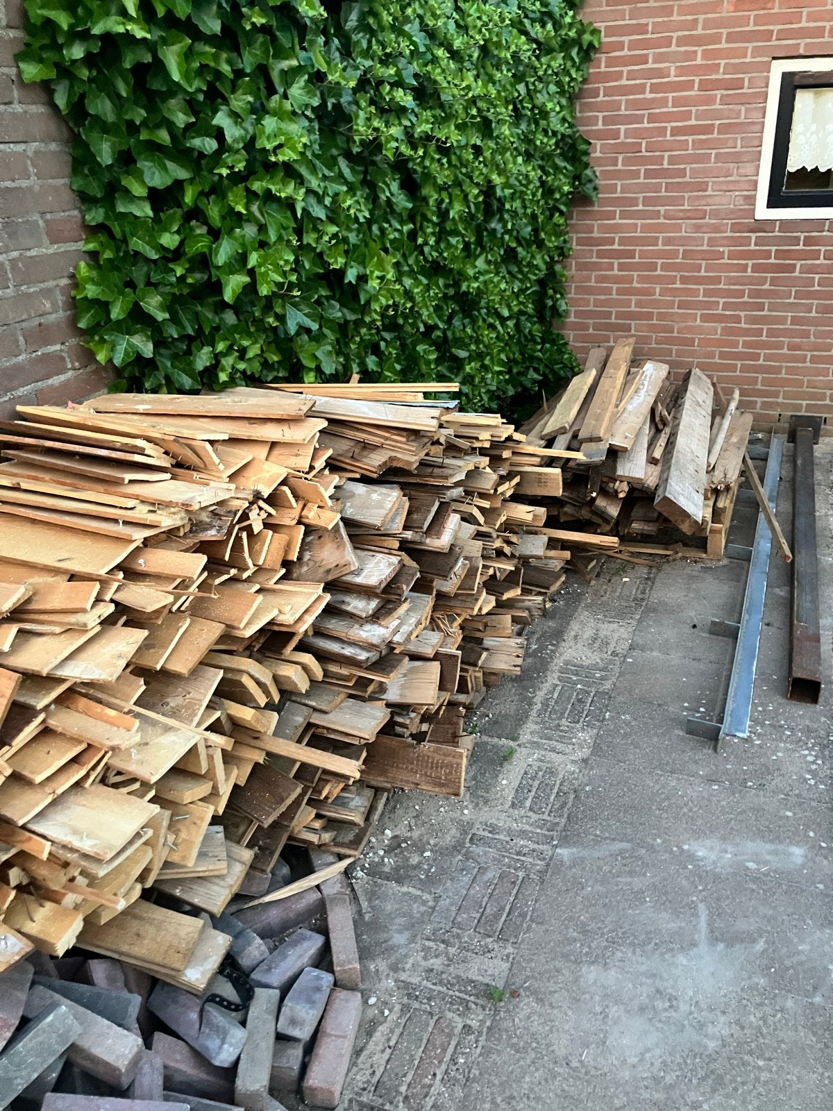 Kachelhout / Stookhout - Onbehandeld en Droog Vurenhout, 3 tot 6 m³, Ophalen, Overige houtsoorten