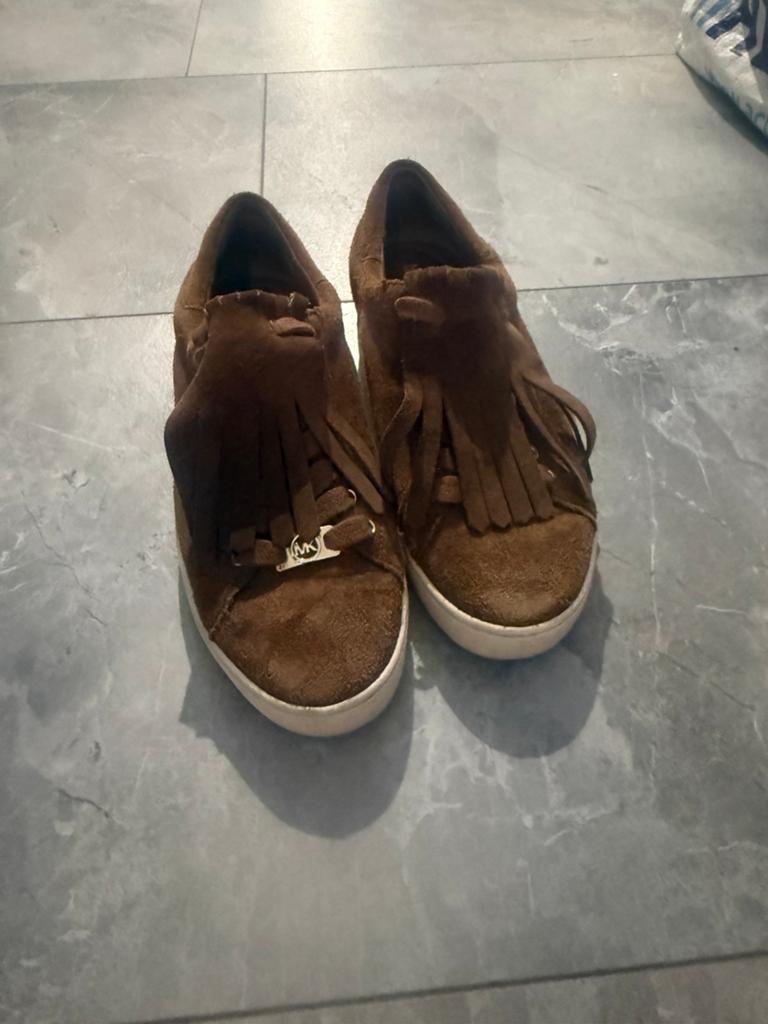 Michael kors schoenen, Kleding | Dames, Schoenen, Ophalen of Verzenden, Zo goed als nieuw, Bruin, Sneakers of Gympen