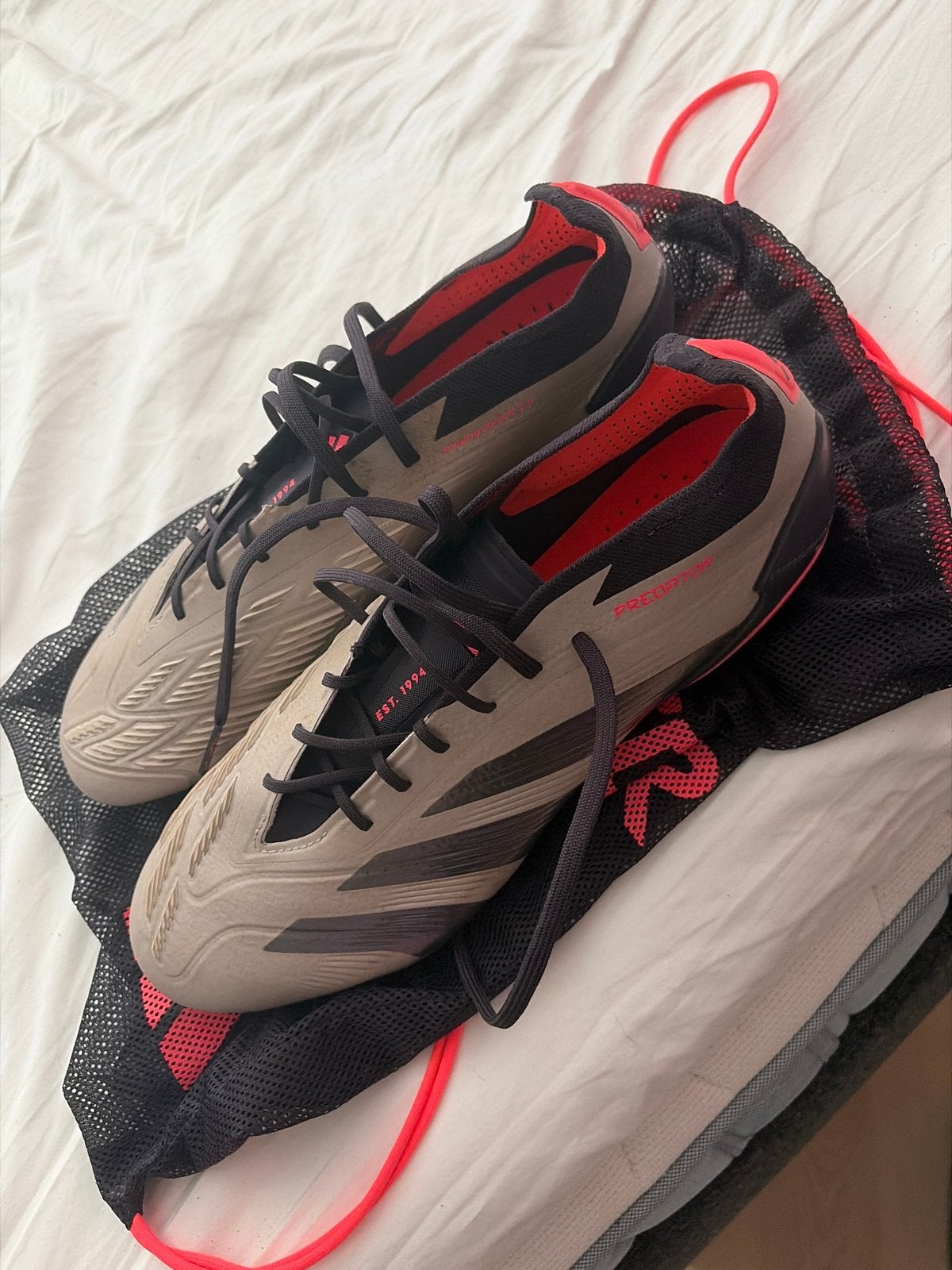 Adidas Predator voetbalschoenen maat 46 - Zo goed als nieuw, Schoenen, Maat L, Ophalen of Verzenden, Zo goed als nieuw
