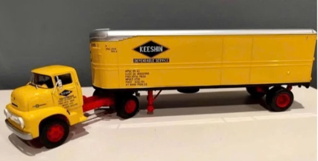 Ford C-700 COE 1955 KEESHIN schaal 1/43 US trucks # 100