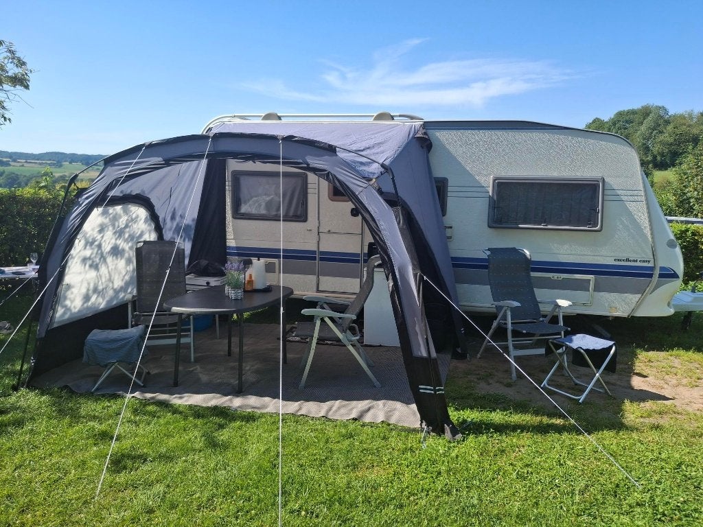 Hobby 495 UL met airco excellent easy, Rondzit, Hobby, Kluisje, Dwarsbed