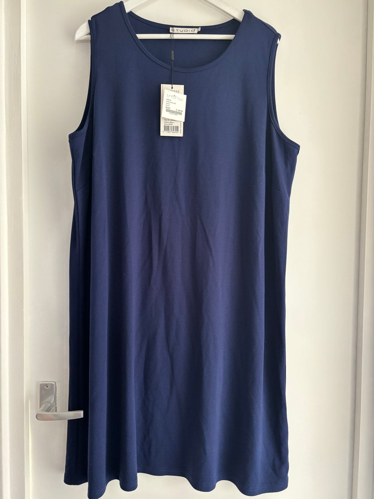 Studio jurk/hemd, donkerblauw, mt 50/52 met kaartje, Kleding | Dames, Grote Maten, Verzenden, Nieuw, Blauw, Jurk