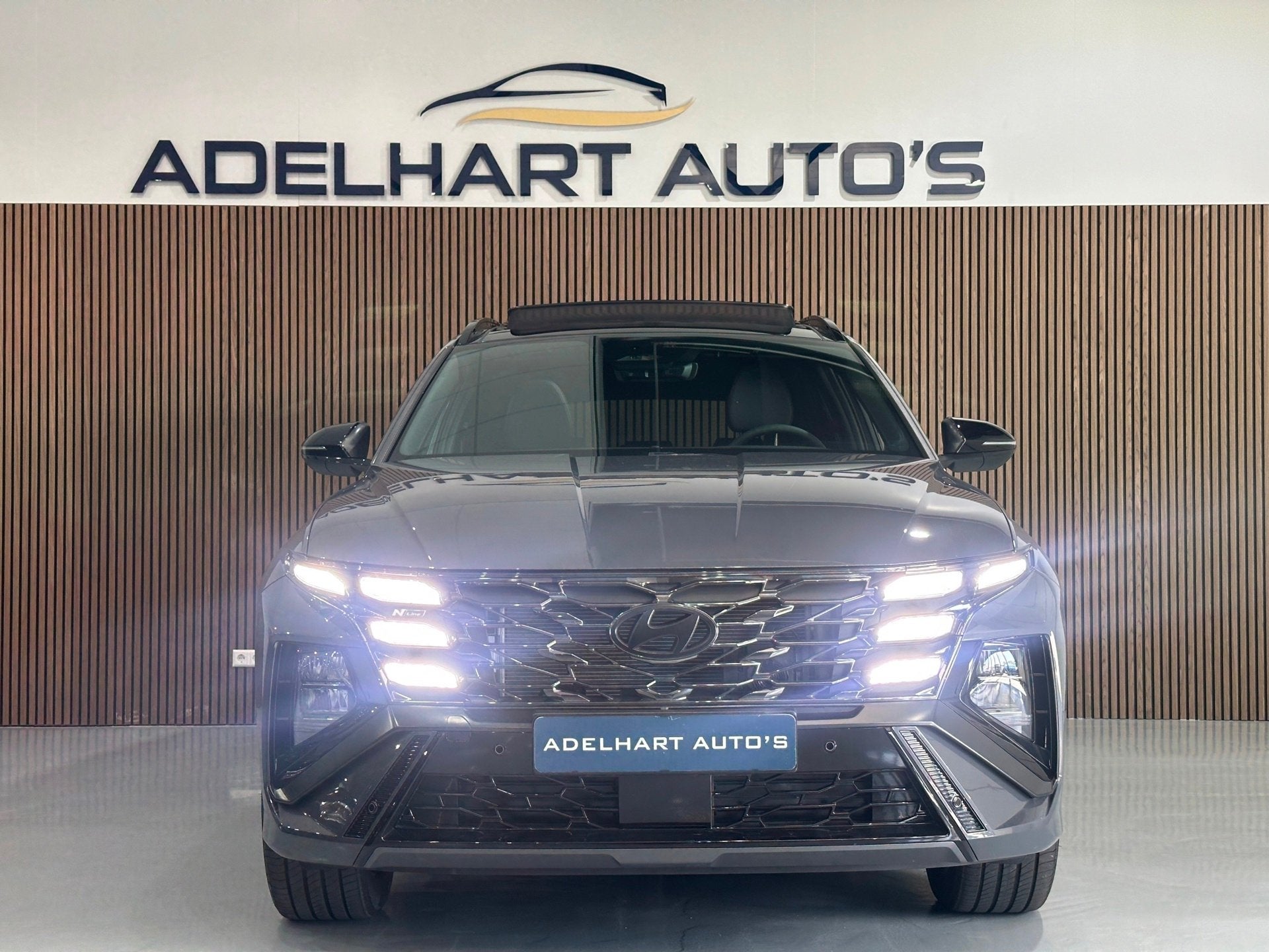 Hyundai Tucson 1.6 T-GDI PHEV N Line Sky 4WD 265 PK Panorama, Auto's, Automaat, 1814 kg, 4 cilinders, Bedrijf