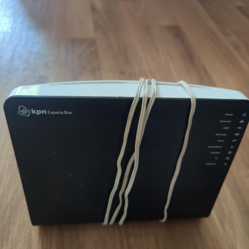 KPN Experia Box, Computers en Software, Routers en Modems, Ophalen of Verzenden, Gebruikt, KPN Experia