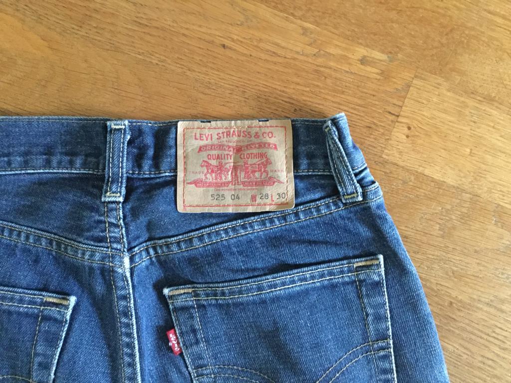Nieuwe Levi’s spijkerbroek., Ophalen of Verzenden, Zo goed als nieuw, Blauw, W33 - W34 (confectie 48/50)