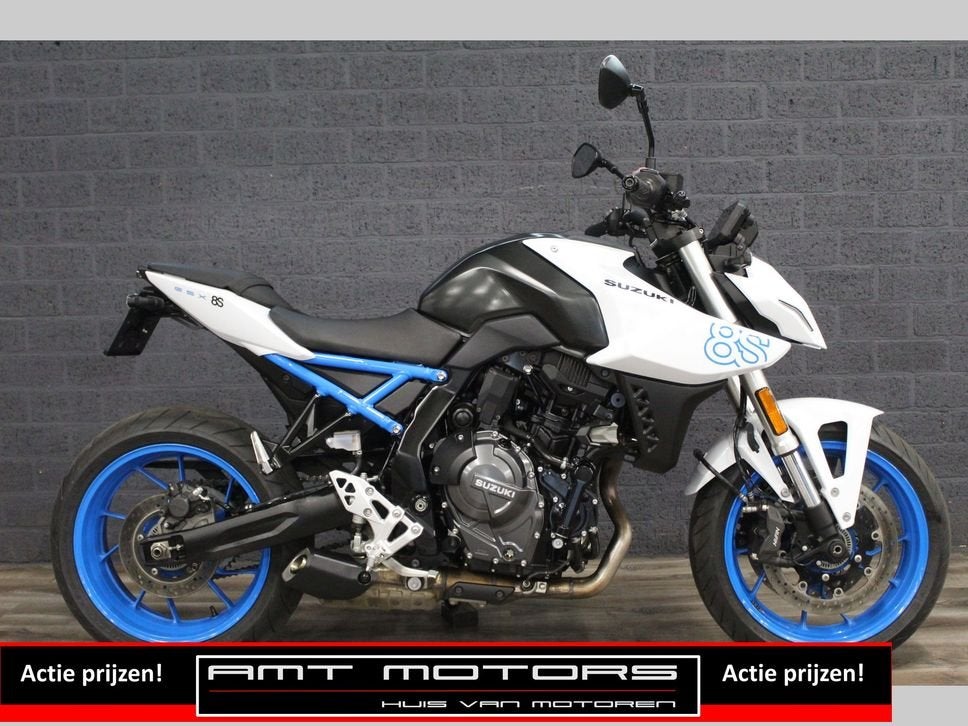 SUZUKI GSX-8S (bj 2024) 12,940 km Blikvanger!!, Motorrijbewijs A, Bedrijf, Onbekend, Meer dan 35 kW