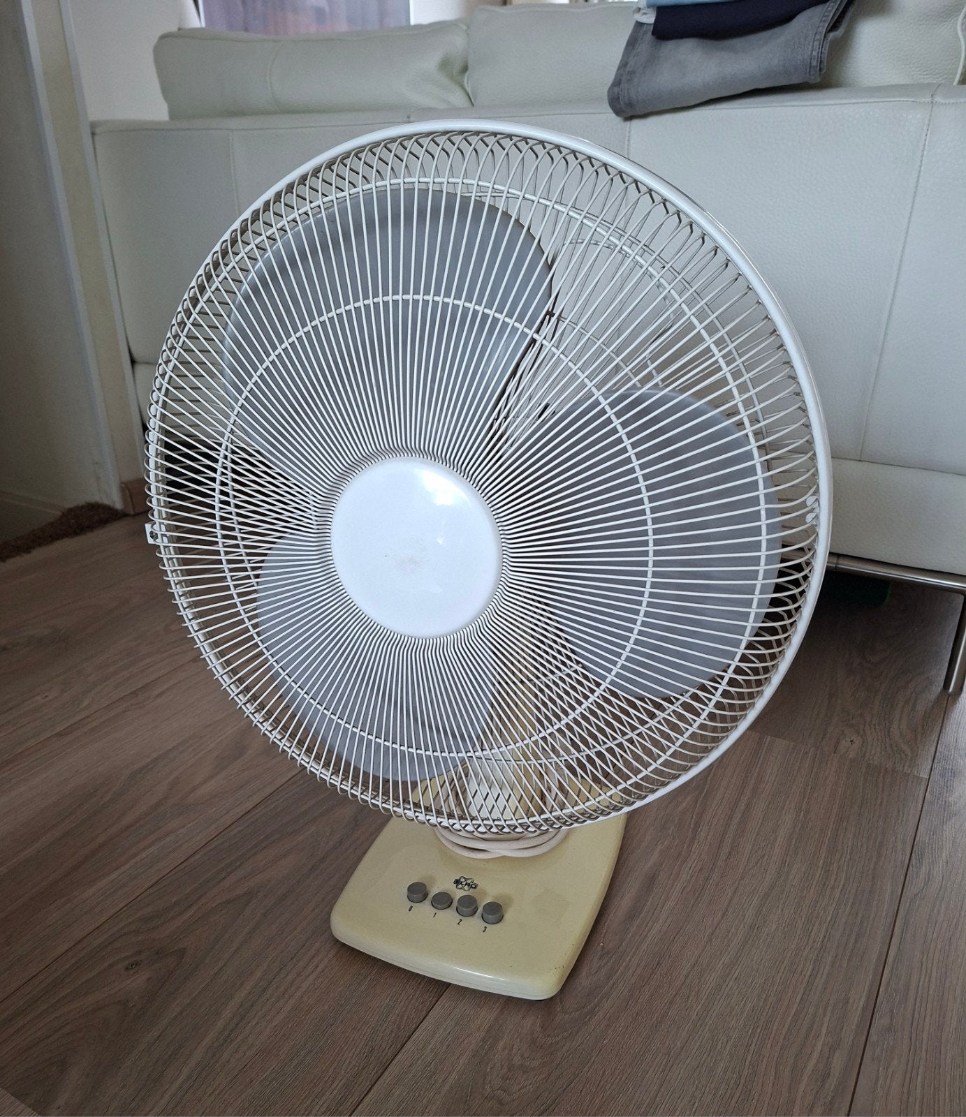 Krachtige Elro ventilator, Witgoed en Apparatuur, Ventilatoren, Ophalen of Verzenden, Zo goed als nieuw, Statiefventilator
