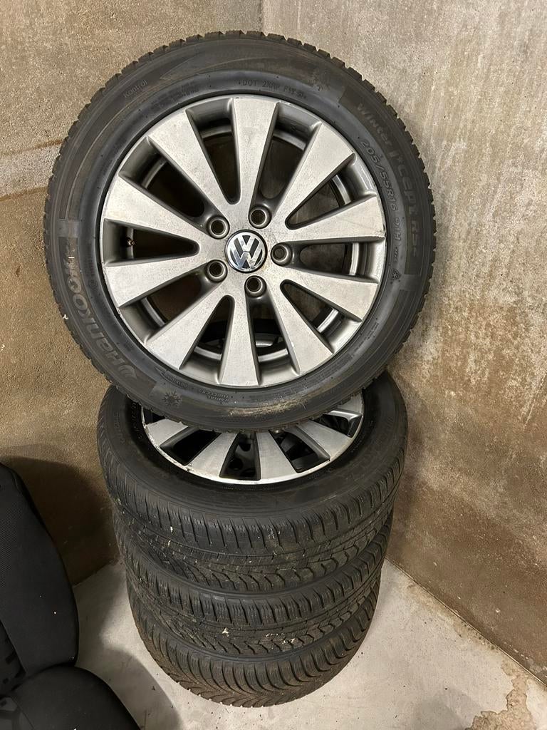 Winterbanden met velgen Vw golf, Auto-onderdelen, Besturing, Volkswagen, Gebruikt, Ophalen