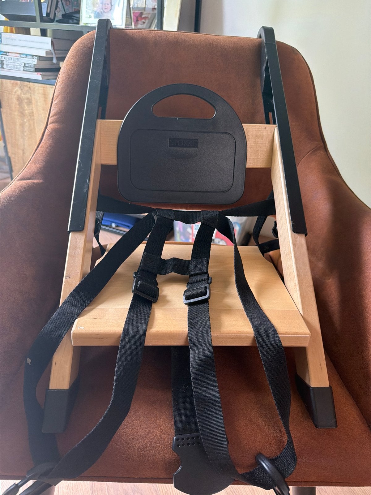 Stokke HandySitt Black, meeneembare kinderstoel, Kinderen en Baby's, Kinderstoelen, Ophalen, Zo goed als nieuw, Meegroeistoel