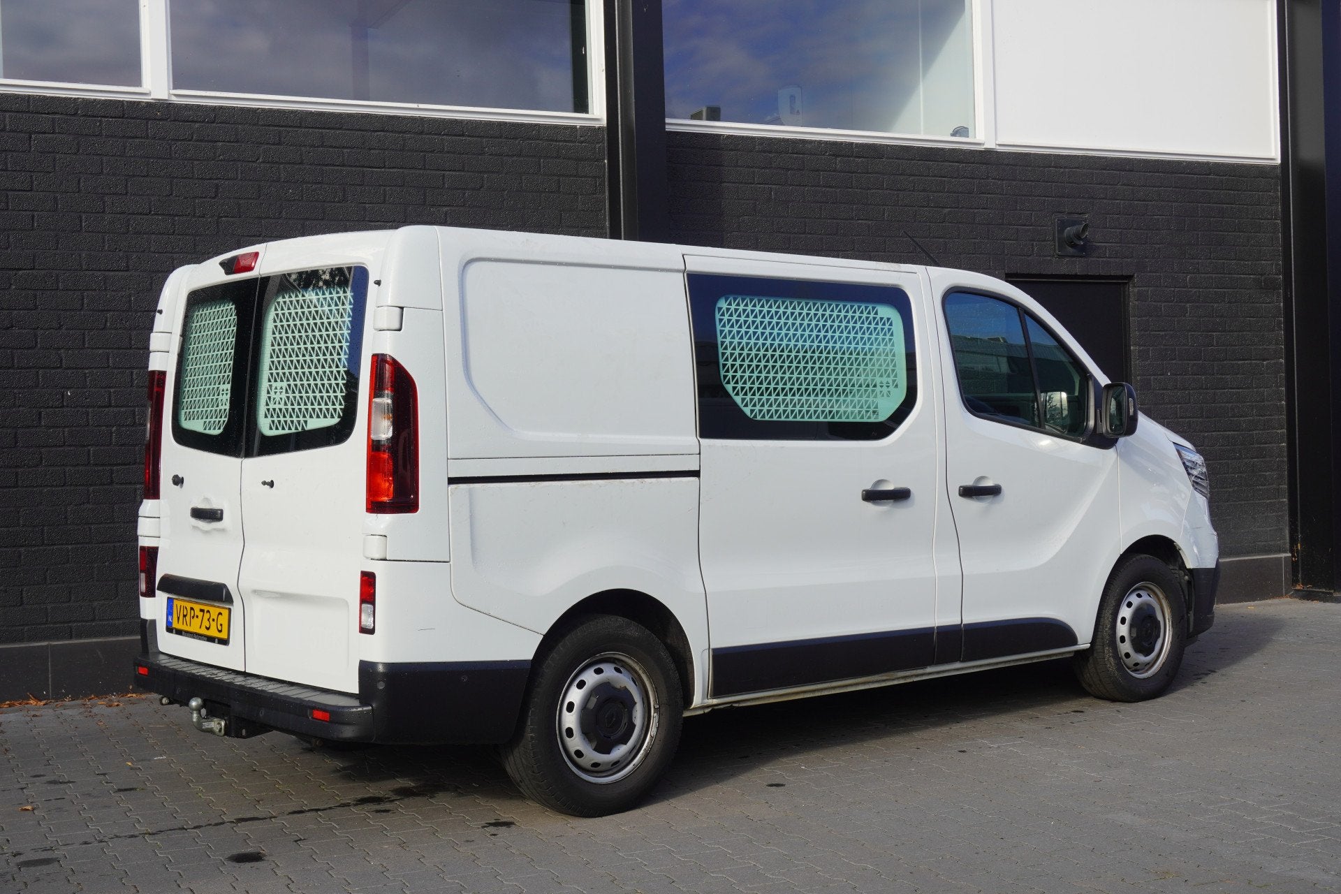 Renault Trafic 2.0 dCi 150PK Automaat EURO 6 - Airco - Navi, Stof, Gebruikt, 4 cilinders, 150 pk