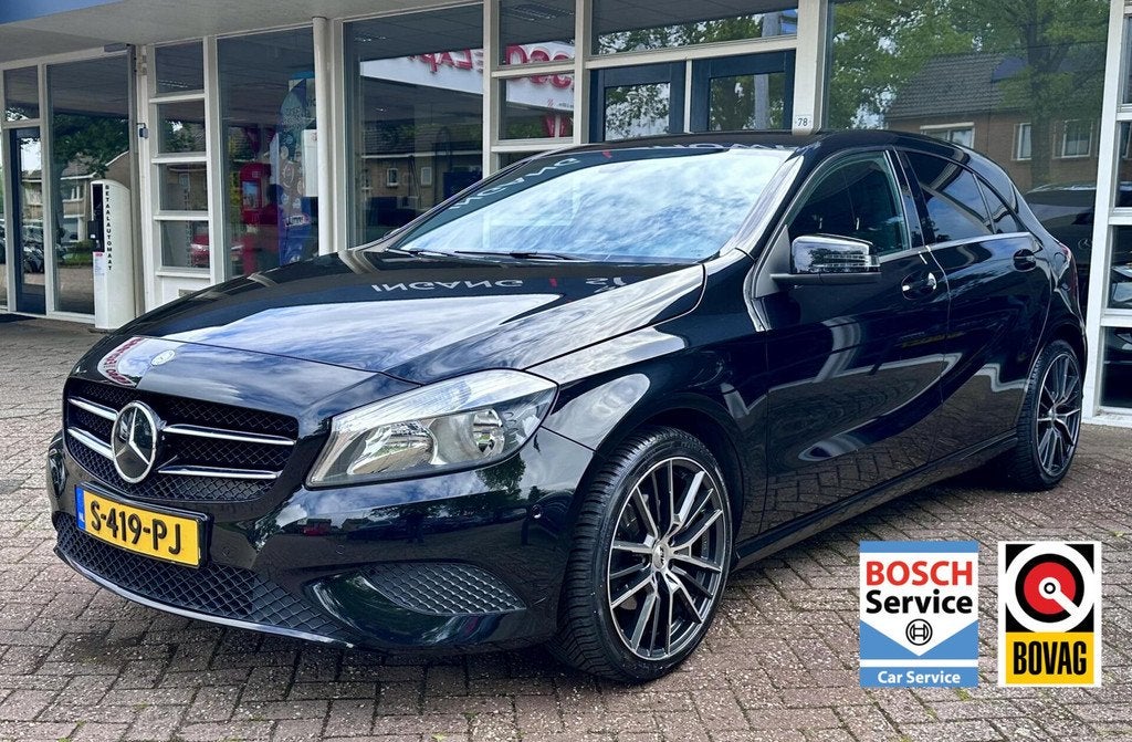 Mercedes A-klasse 180 Ambition Airco, Bluetooth, Pdc, LM.., Voorwielaandrijving, Gebruikt, Euro 6, 4 cilinders