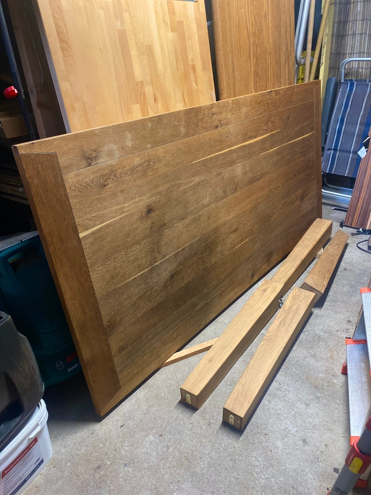 Mooie massief houten eettafel / dinertafel 190 cm lang, Ophalen, Zo goed als nieuw