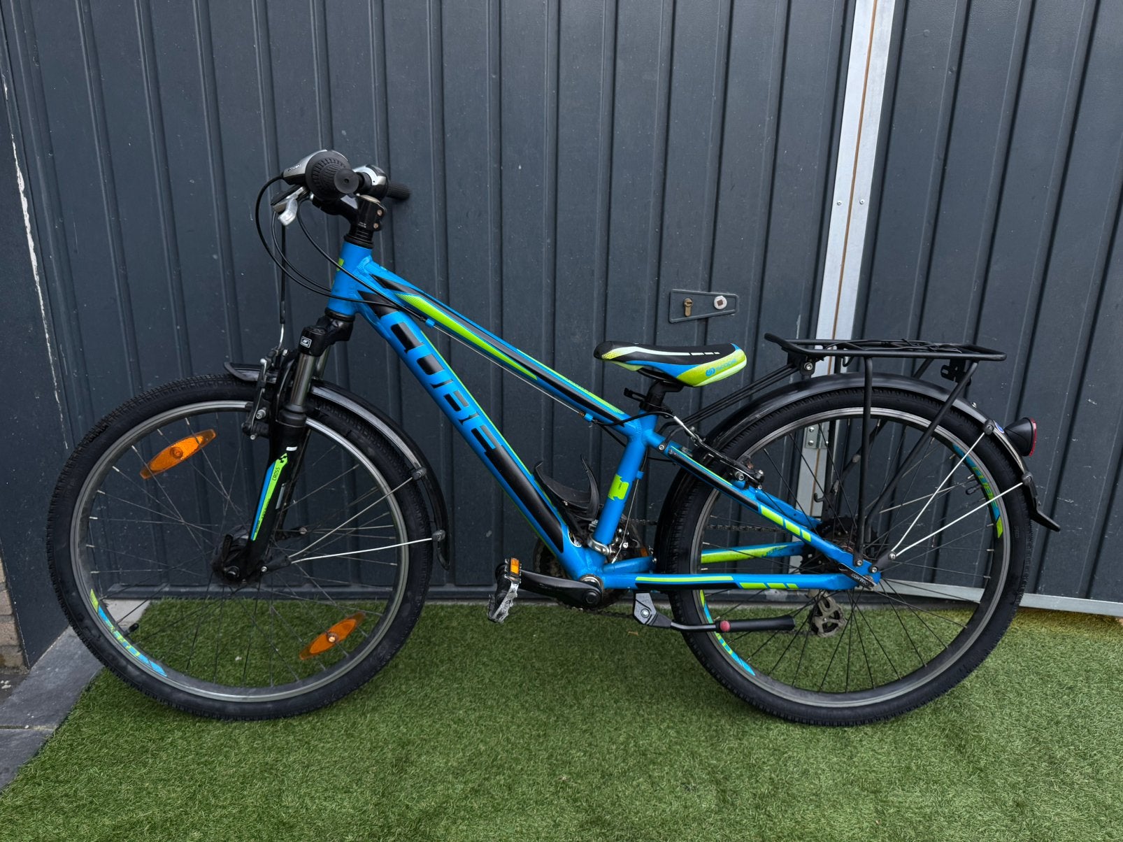 Cube Kid 240 Cross 24 inch Kinderfiets MTB schoolfiets 💙💚, 24 inch, Velgrem, Ophalen of Verzenden, Zo goed als nieuw