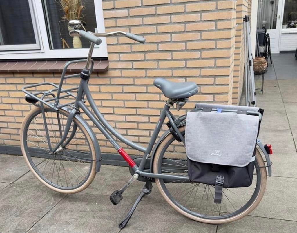 Batavus Transportfiets met Voordrager en Fietstassen, Ophalen, Versnellingen, Batavus, Trommelrem