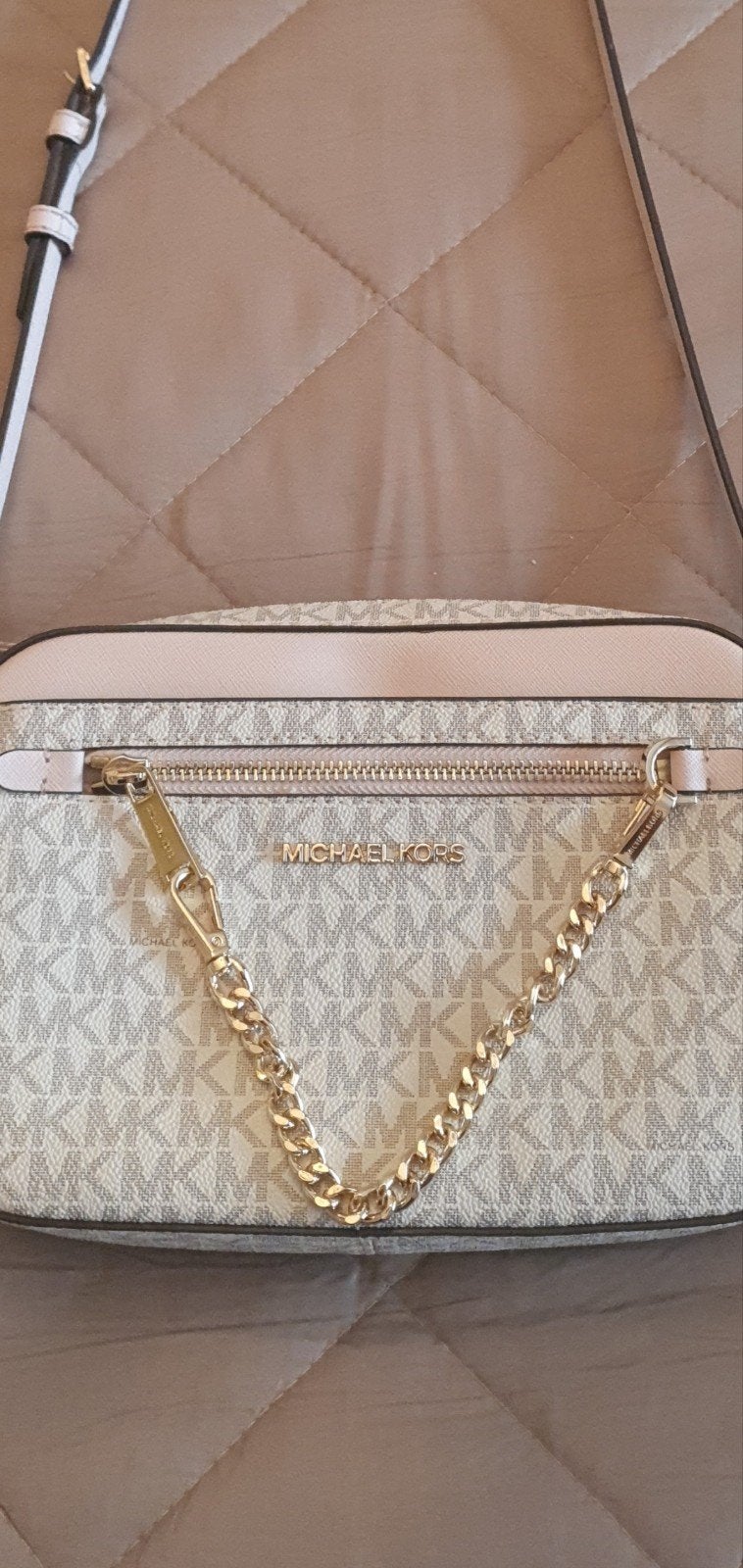 Michael Kors Schoudertasje - Zo goed als nieuw, Ophalen of Verzenden, Zo goed als nieuw, Beige, Schoudertasje