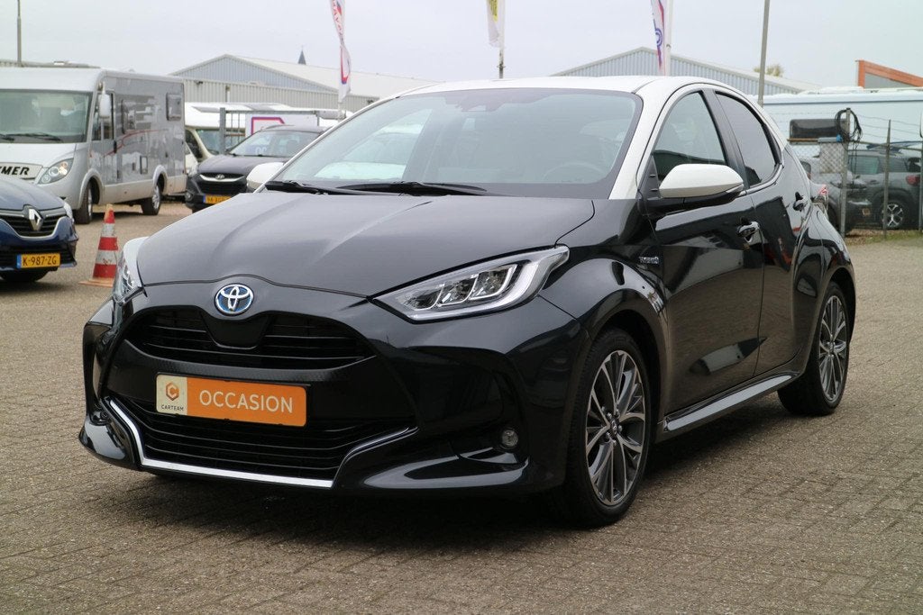 Toyota Yaris 1.5 Hybrid Bi-Tone *VERKOCHT*, 450 kg, Gebruikt, Zwart, 1490 cc